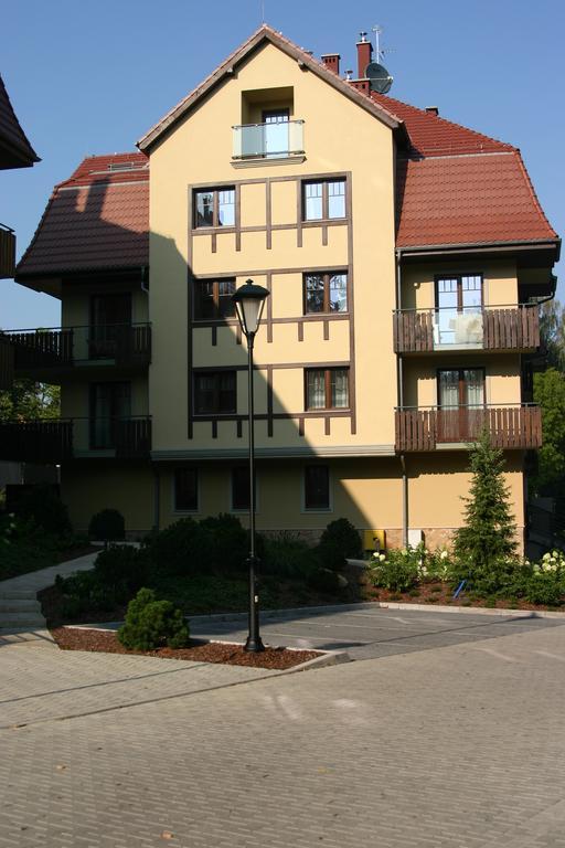 Apartament Z Ogrodem Polanica-Zdrój Esterno foto