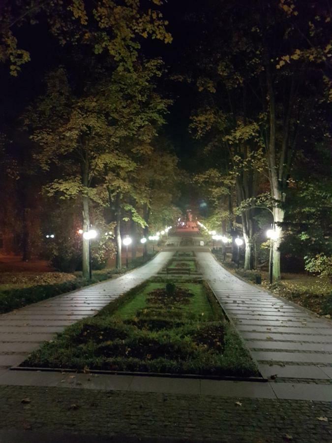 Apartament Z Ogrodem Polanica-Zdrój Esterno foto