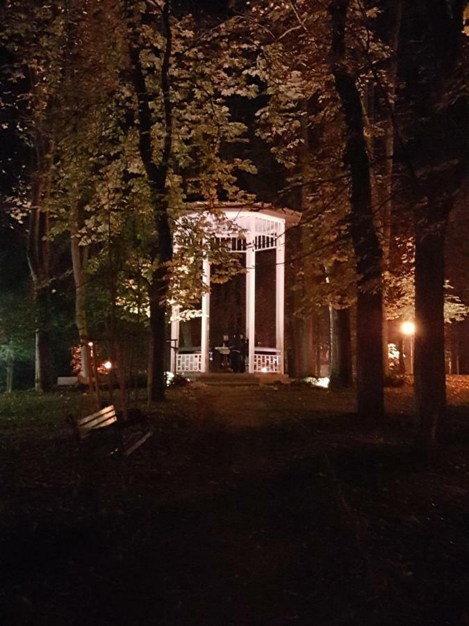 Apartament Z Ogrodem Polanica-Zdrój Esterno foto