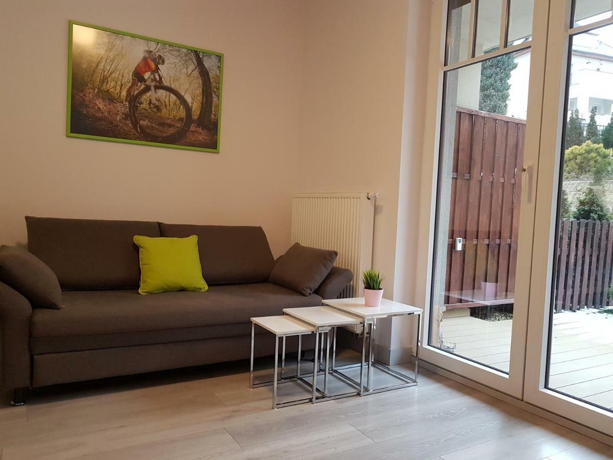 Apartament Z Ogrodem Polanica-Zdrój Esterno foto